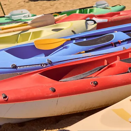 Flat With Luminous Terrace Close To The Sea דירה *