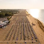 Flat With Luminous Terrace Close To The Sea * Bibione