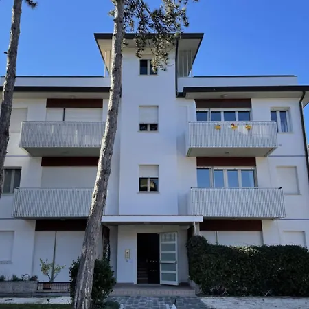 Lejlighed Flat With Luminous Terrace Close To The Sea *